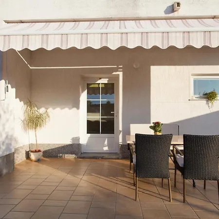 Jadranka Quiet & Near The Beach! شقة كرك