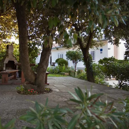 Jadranka Quiet & Near The Beach! شقة كرك